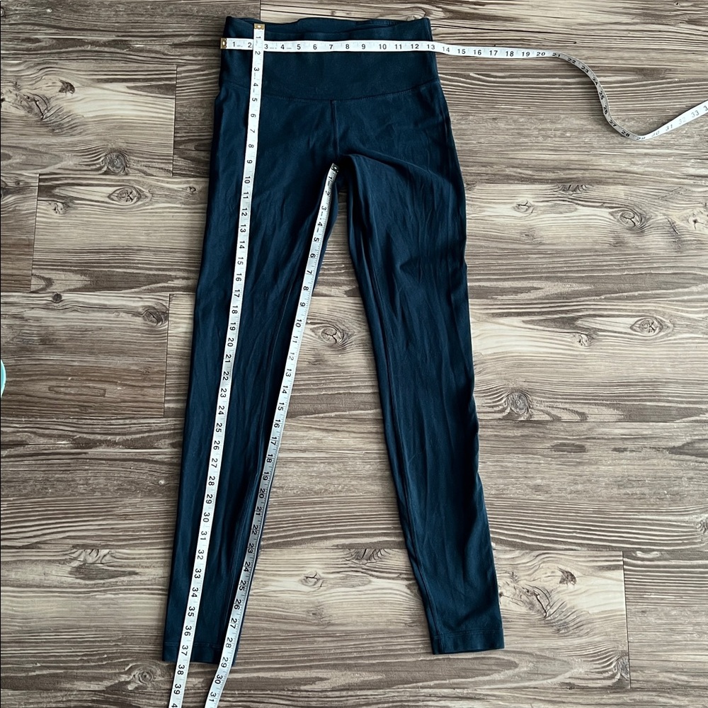 Lululemon Morning Light High-Rise Tight Night Diver Size 6 - Picture 8 of 8